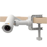 Первая мегапиксельная IP-камера видеонаблюдения компании AXIS с корпусом типа Bullet и IP66