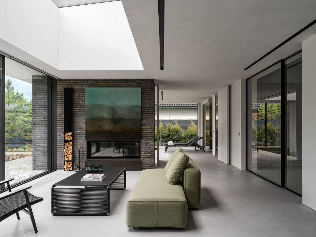 68_11zon.jpg 68_11zon.jpg