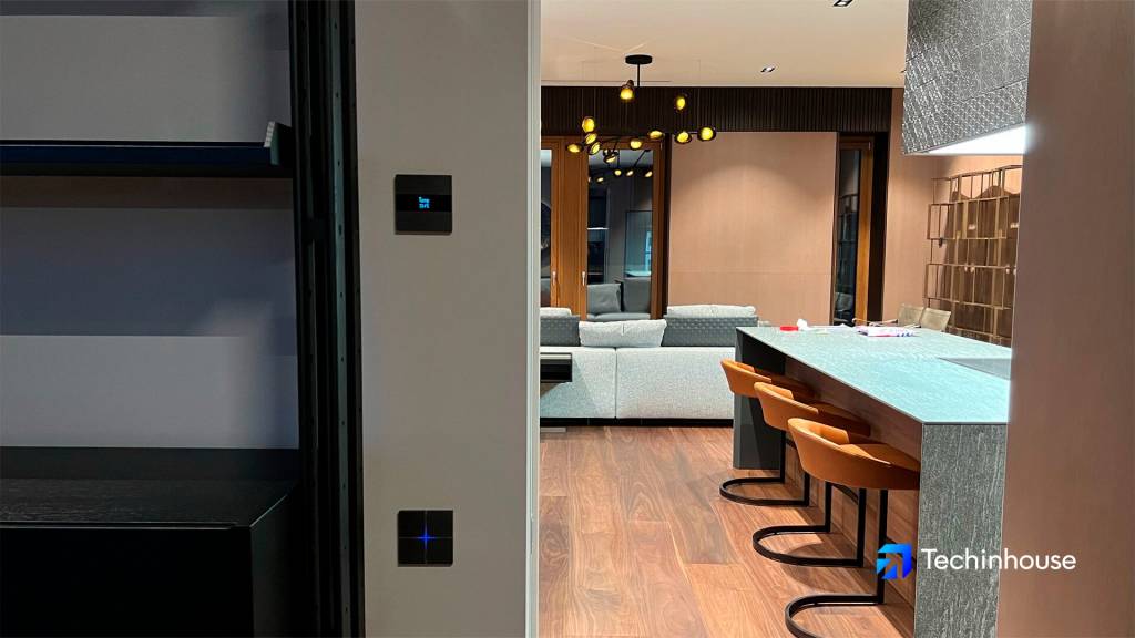 Techinhouse_Sad_09.jpg Techinhouse_Sad_09.jpg