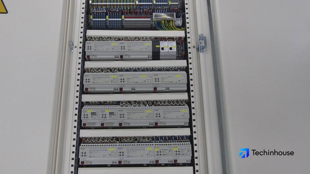 TH_Dovil_16_min.jpg TH_Dovil_16_min.jpg