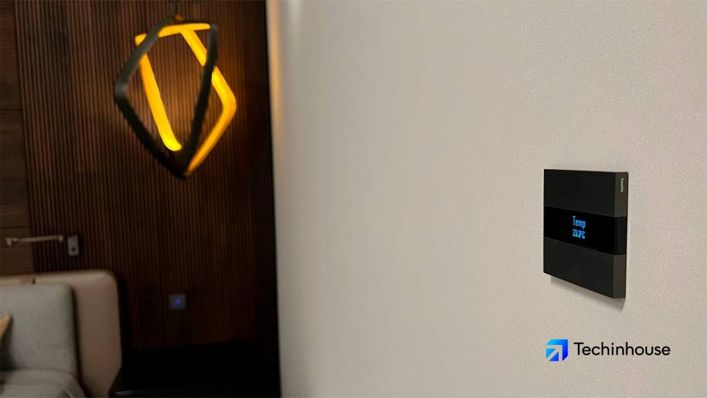 Techinhouse_Sad_08.jpg Techinhouse_Sad_08.jpg